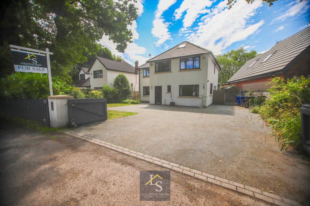 5 bedroom detached house for sale in Patch Lane, Bramhall, SK7