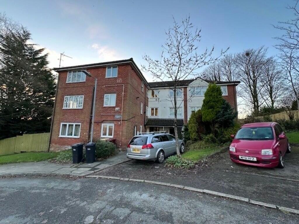 2 bedroom apartment for sale in Heatherfield, Sharples, Bolton, BL1