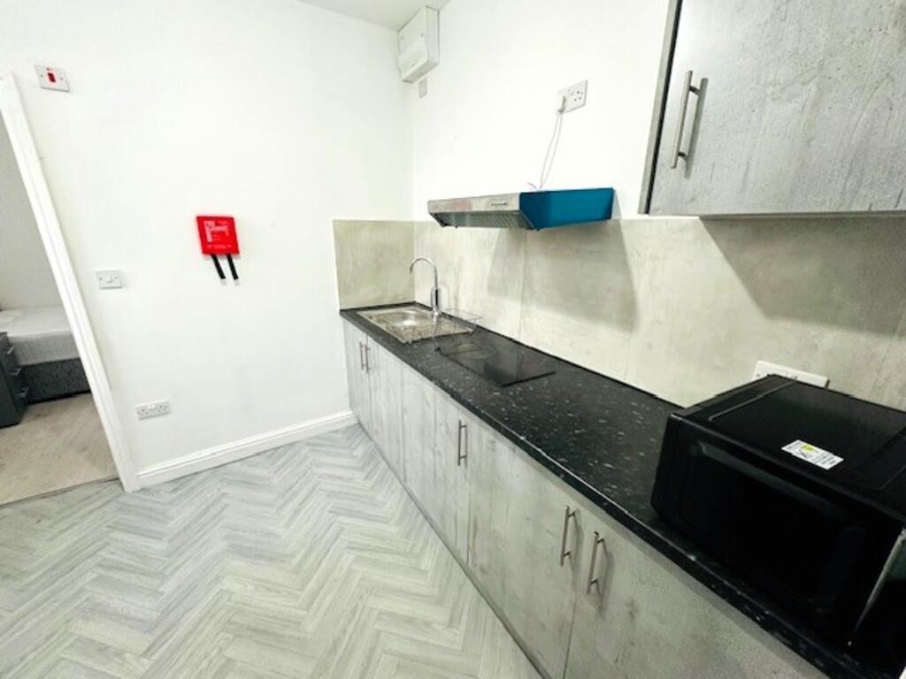 Additional property image - Flat 1, 4 Bertrand Road