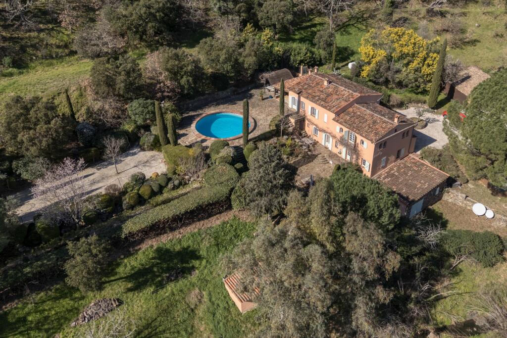 Main image of property: Provence-Alps-Cote d`Azur, Var, Collobrières