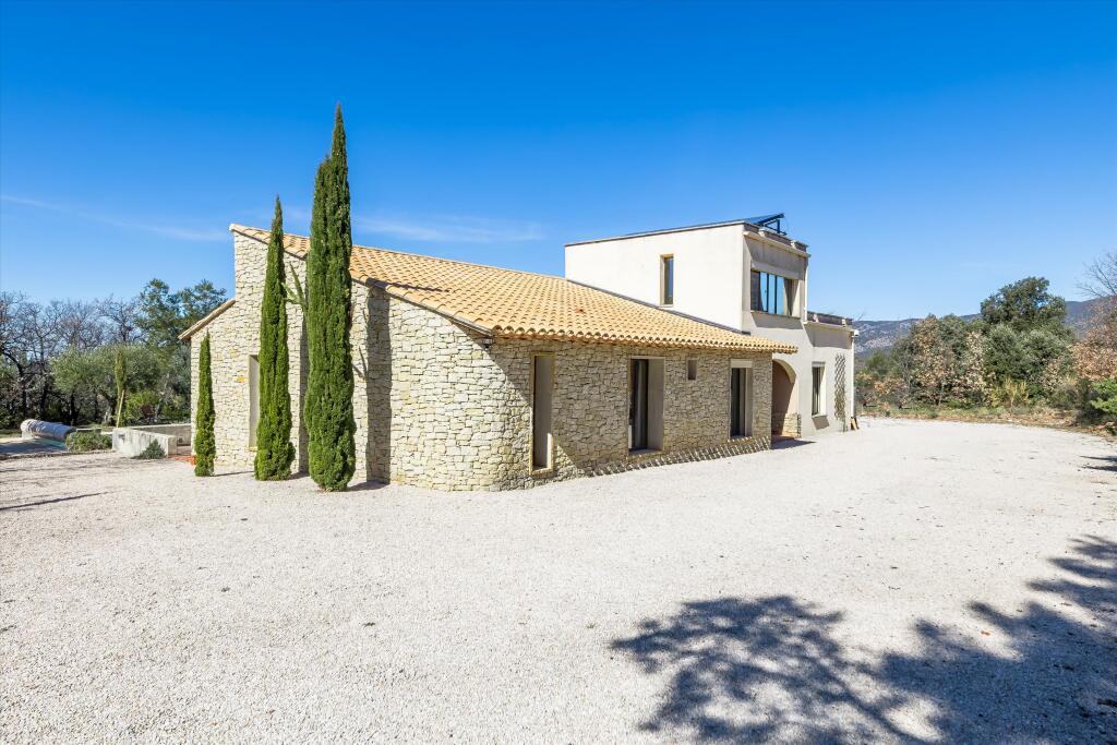 Main image of property: Provence-Alps-Cote d`Azur, Vaucluse, Bédoin