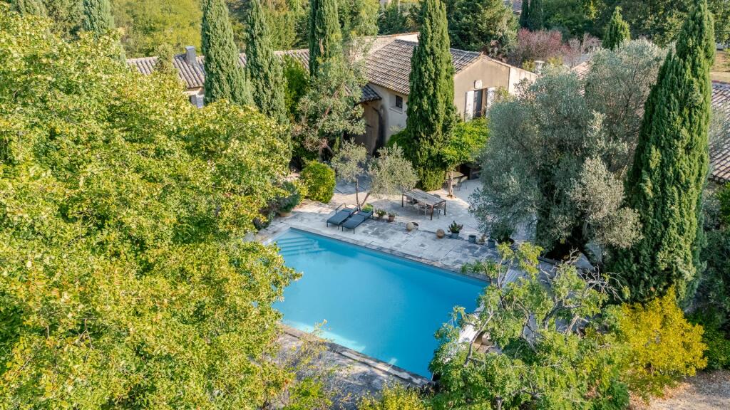 Main image of property: Provence-Alps-Cote d`Azur, Vaucluse, Maubec