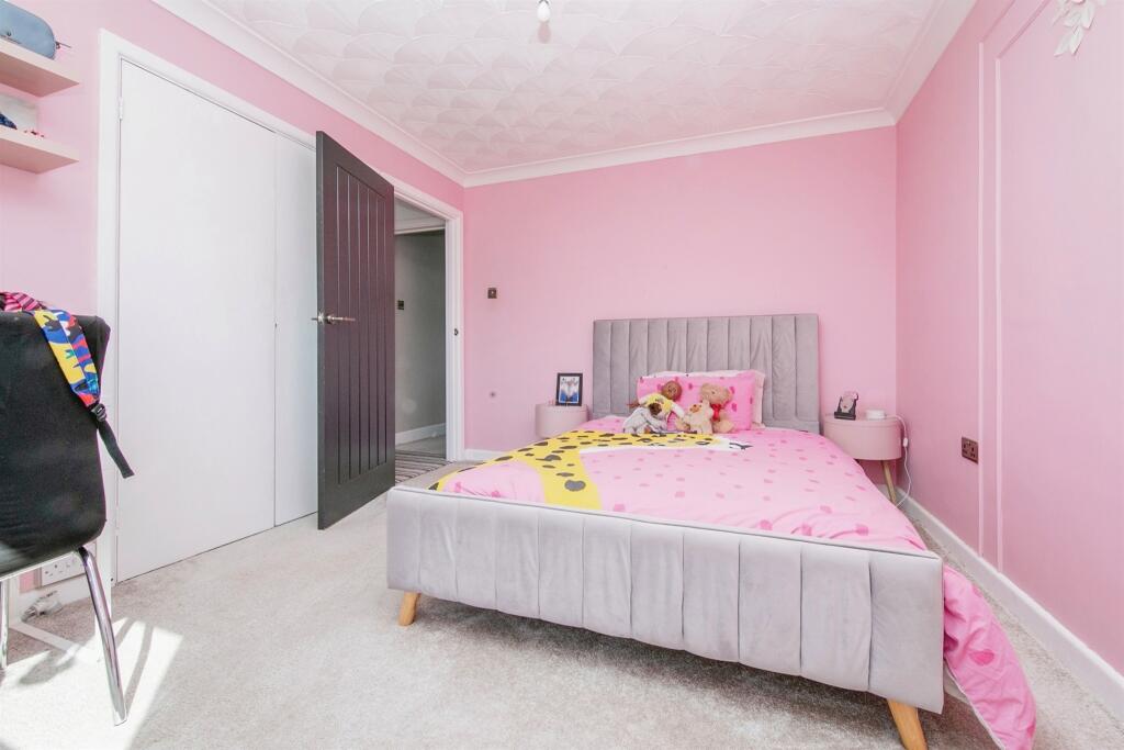 Additional property image - Leas Road, Clacton-On-Sea