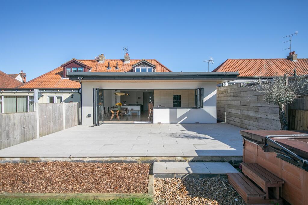 Additional property image - Mill Street, St. Osyth, Clacton-On-Sea