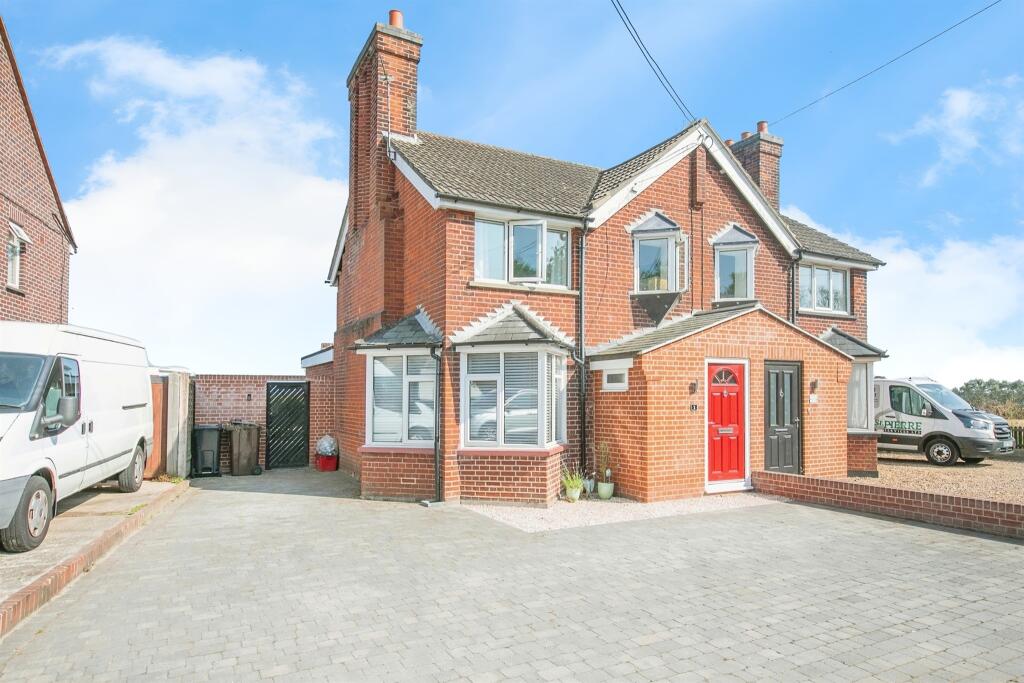 Additional property image - St. Osyth Road, Little Clacton, Clacton-On-Sea