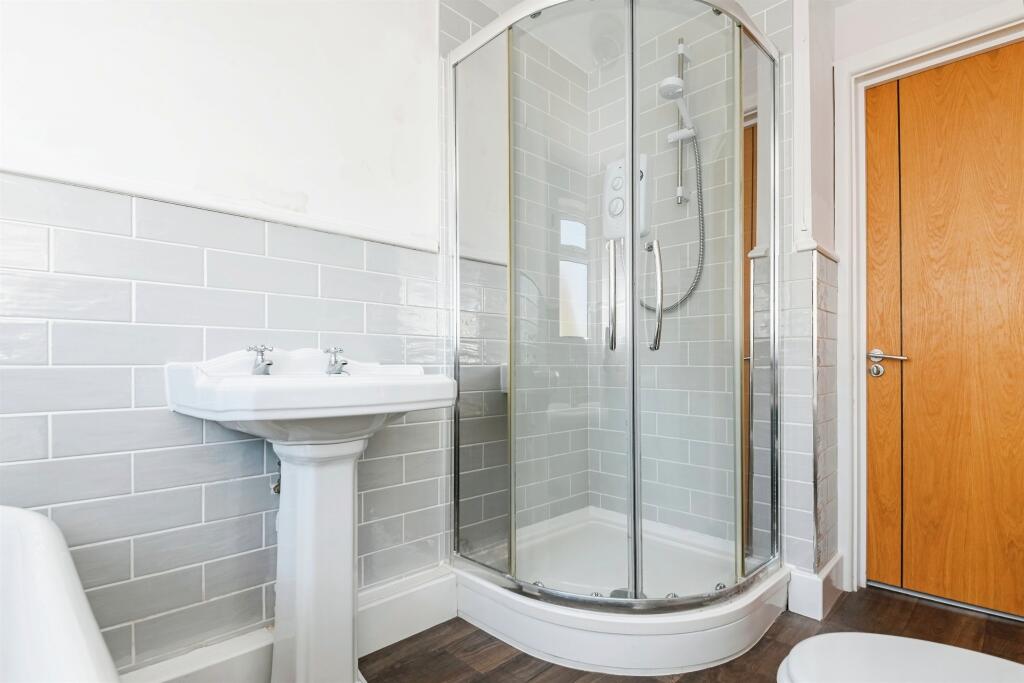 Additional property image - Fern Way, Jaywick, Clacton-On-Sea