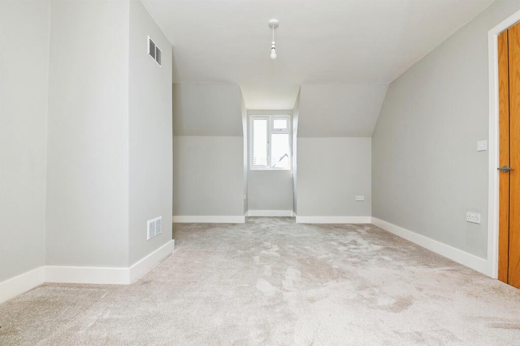 Additional property image - Fern Way, Jaywick, Clacton-On-Sea