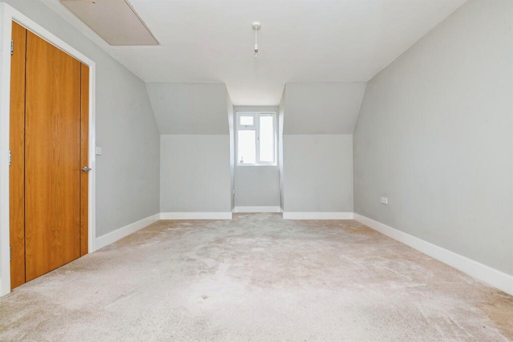 Additional property image - Fern Way, Jaywick, Clacton-On-Sea