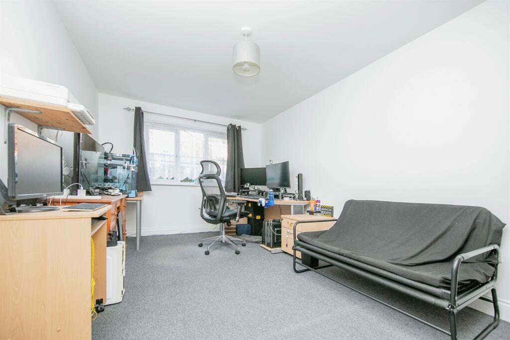 Additional property image - York Road, Holland-On-Sea, Clacton-On-Sea
