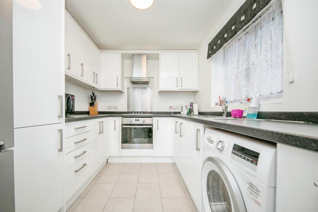 Additional property image - York Road, Holland-On-Sea, Clacton-On-Sea
