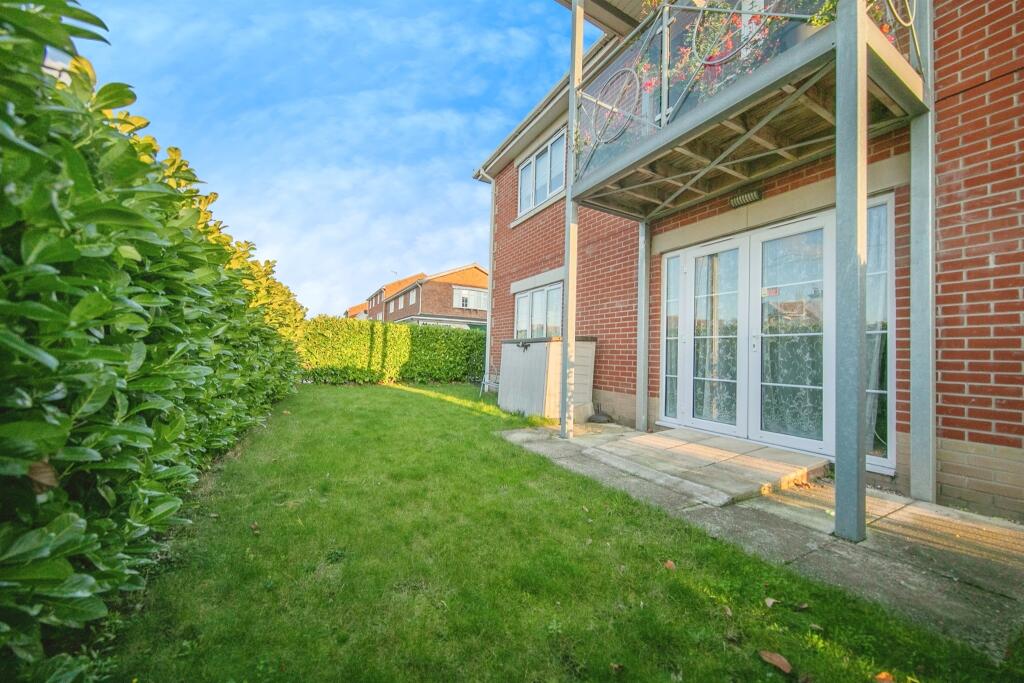 Additional property image - York Road, Holland-On-Sea, Clacton-On-Sea