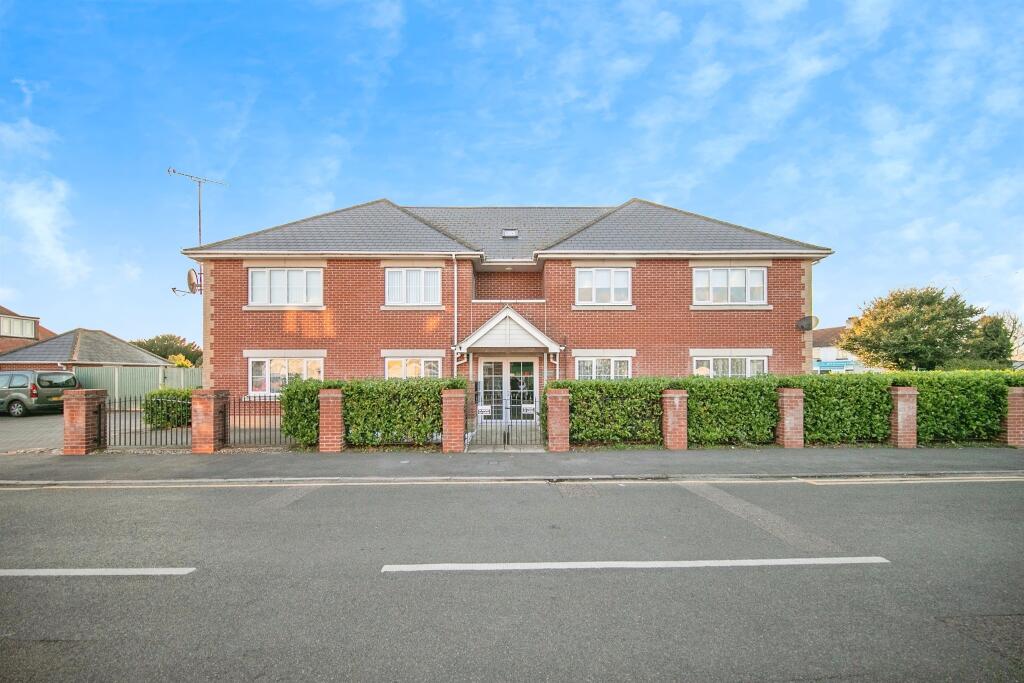 Additional property image - York Road, Holland-On-Sea, Clacton-On-Sea
