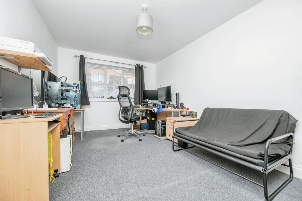 Additional property image - York Road, Holland-On-Sea, Clacton-On-Sea