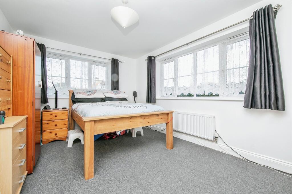 Additional property image - York Road, Holland-On-Sea, Clacton-On-Sea