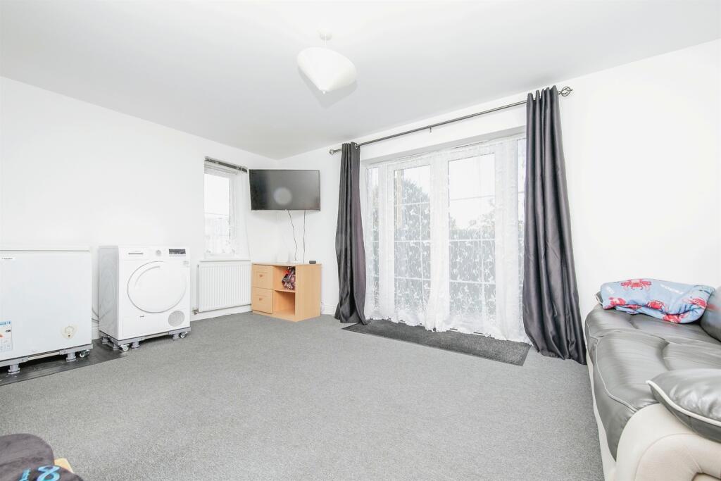 Additional property image - York Road, Holland-On-Sea, Clacton-On-Sea