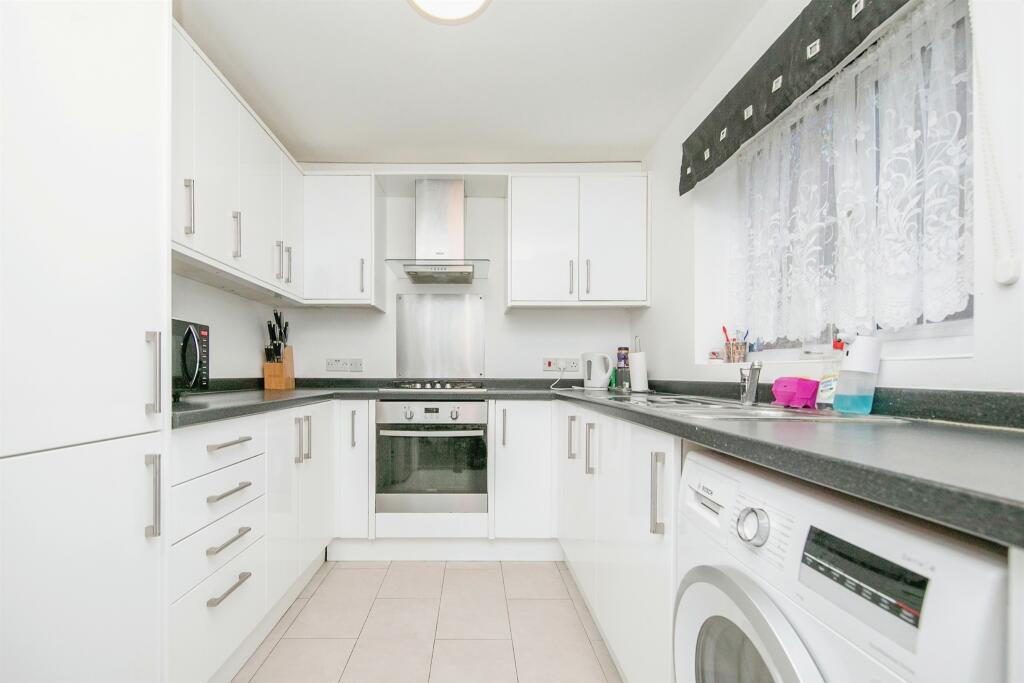 Additional property image - York Road, Holland-On-Sea, Clacton-On-Sea