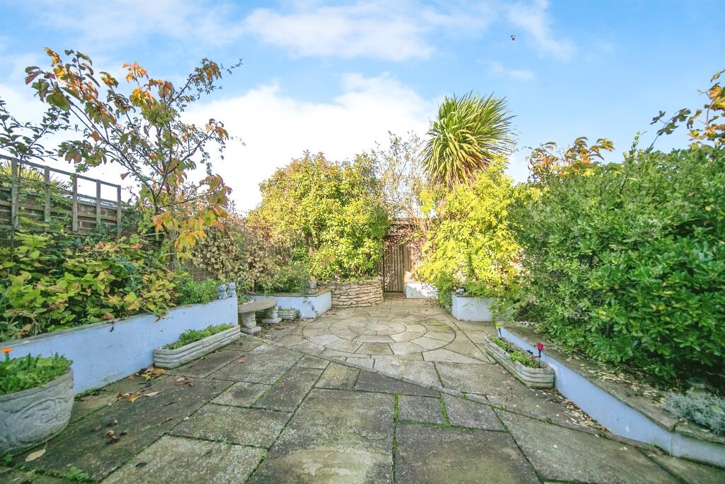Additional property image - Naze Park Road, WALTON ON THE NAZE