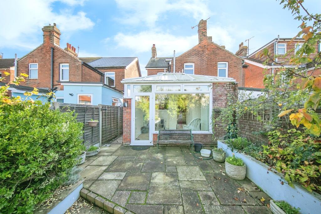 Additional property image - Naze Park Road, WALTON ON THE NAZE