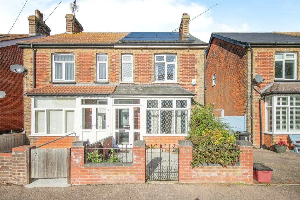 Additional property image - Naze Park Road, WALTON ON THE NAZE