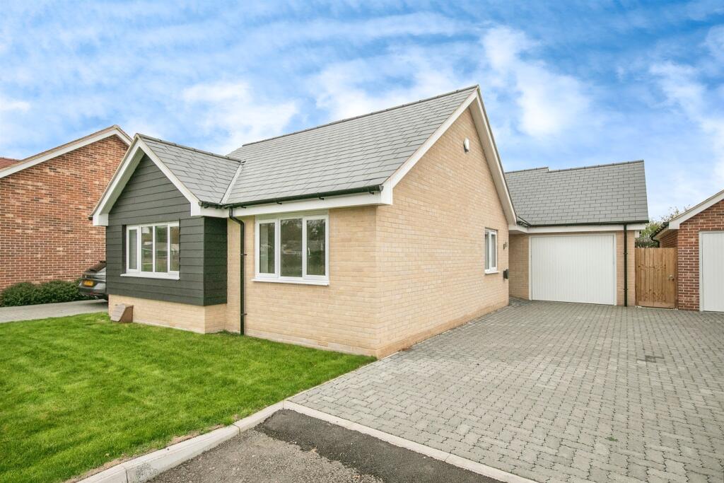 Additional property image - Nursery Field, Frinton Road, Thorpe-Le-Soken, Clacton-On-Sea