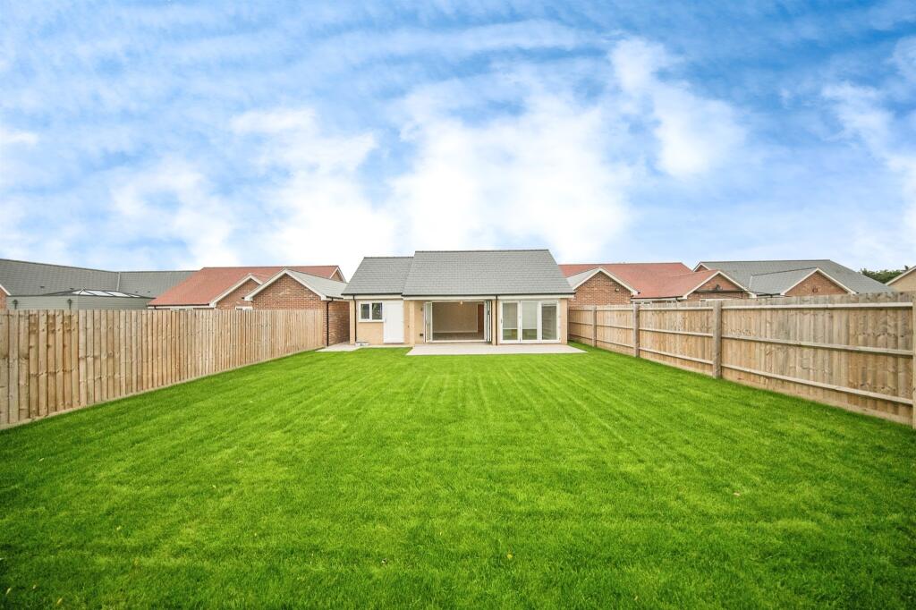 Additional property image - Nursery Field, Frinton Road, Thorpe-Le-Soken, Clacton-On-Sea