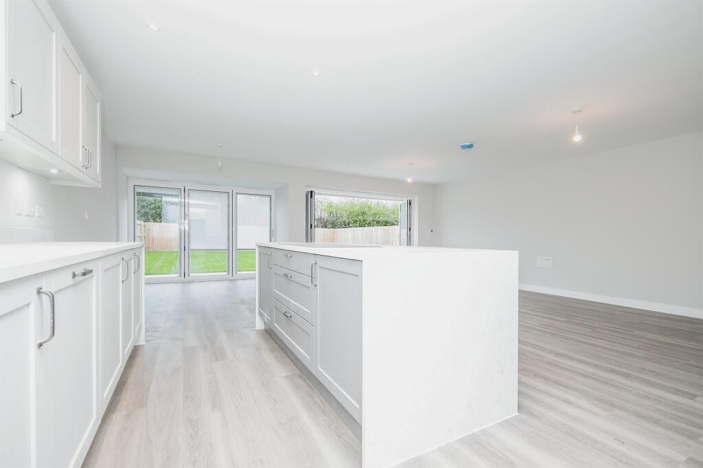 Additional property image - Nursery Field, Frinton Road, Thorpe-Le-Soken, Clacton-On-Sea