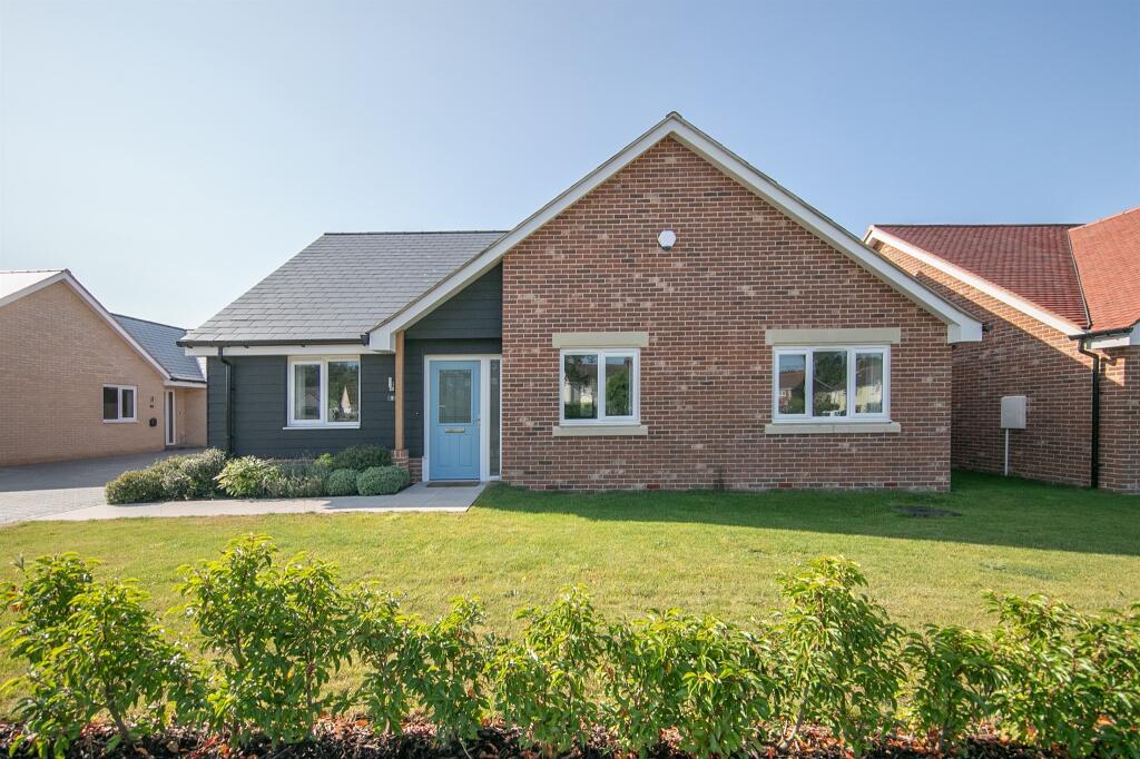 Additional property image - Nursery Field, Frinton Road, Thorpe-Le-Soken, Clacton-On-Sea