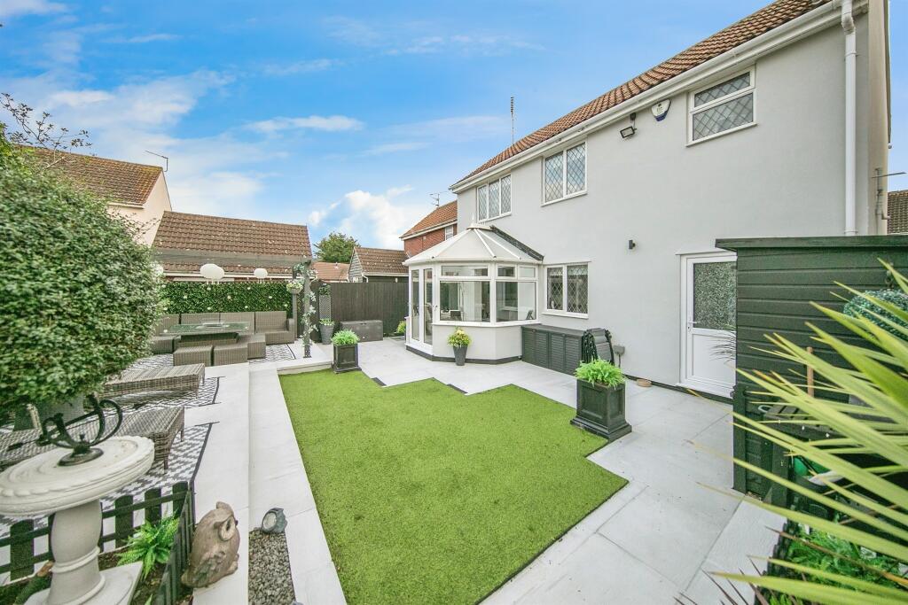 Additional property image - Hyacinth Close, Clacton-On-Sea