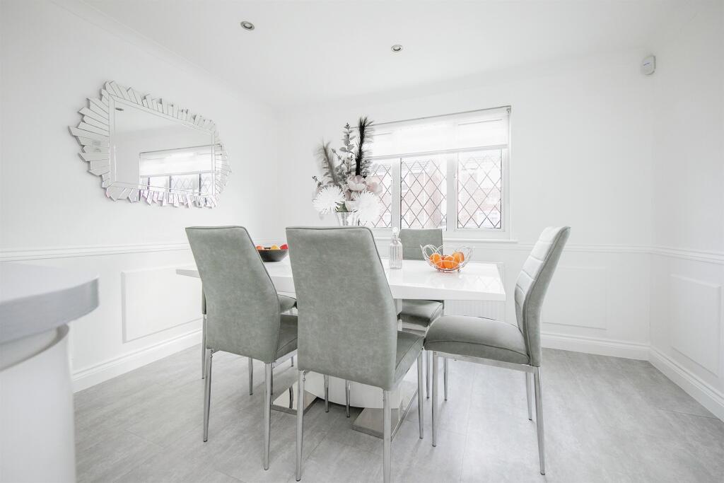 Additional property image - Hyacinth Close, Clacton-On-Sea