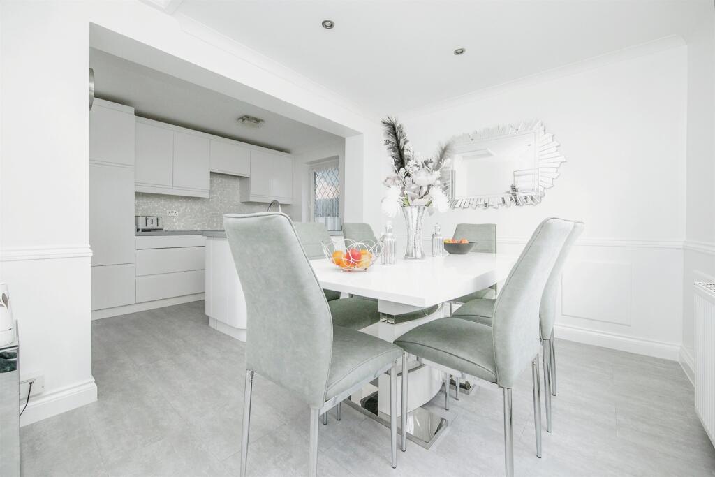 Additional property image - Hyacinth Close, Clacton-On-Sea