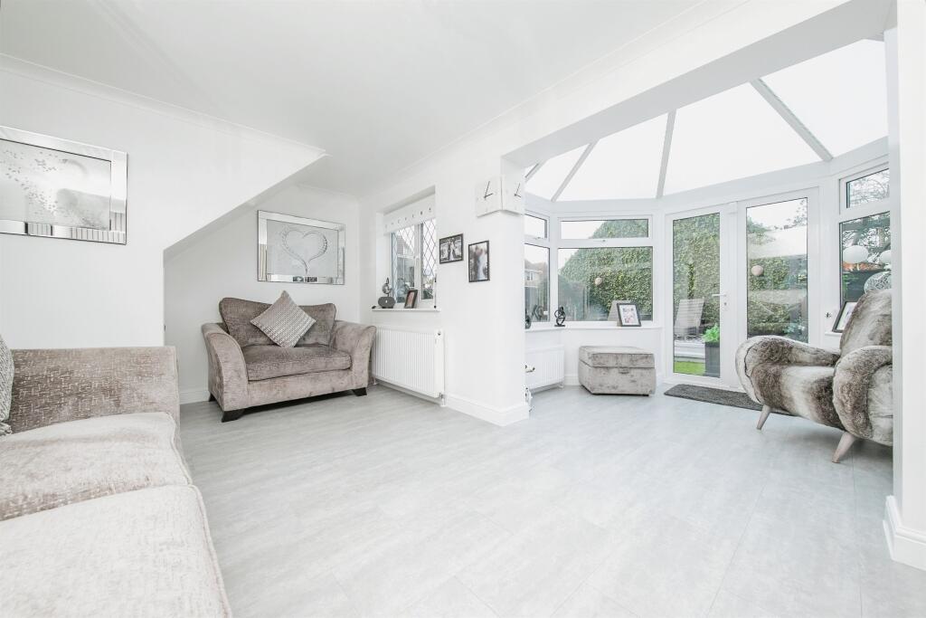 Additional property image - Hyacinth Close, Clacton-On-Sea