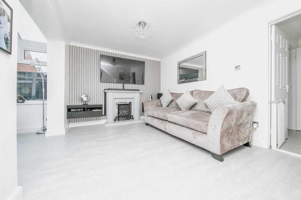 Additional property image - Hyacinth Close, Clacton-On-Sea