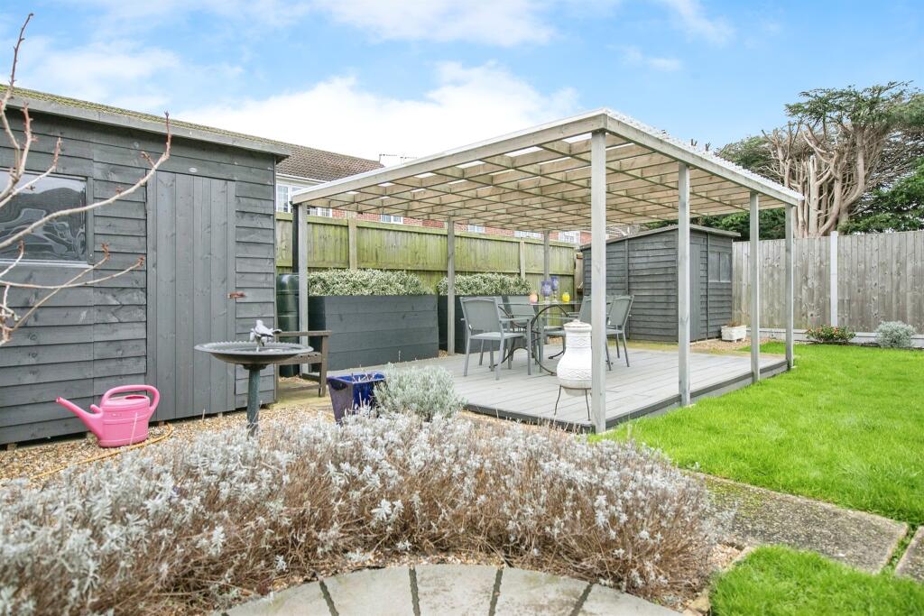 Additional property image - Naze Park Road, Walton On The Naze