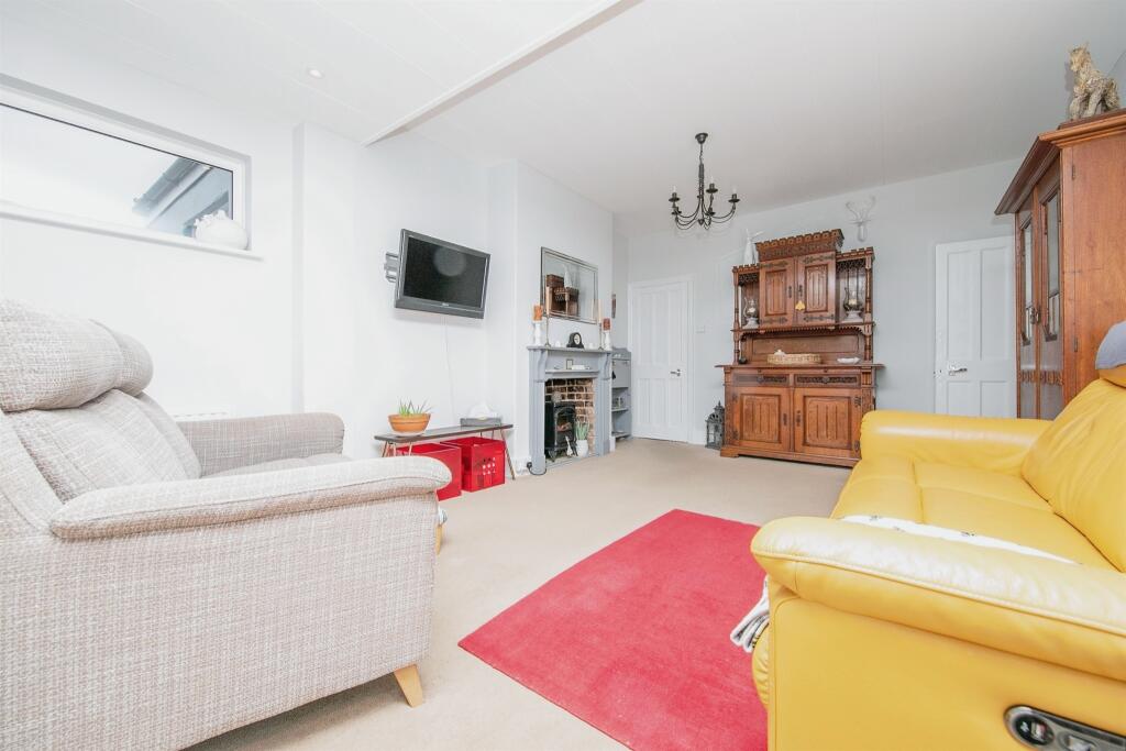 Additional property image - Naze Park Road, Walton On The Naze