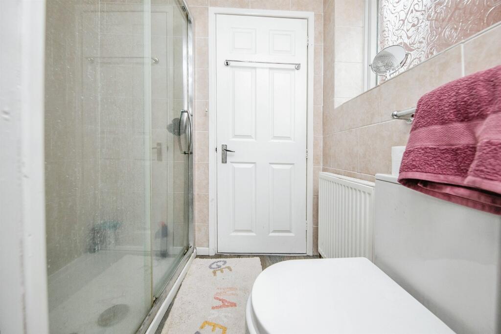 Additional property image - Beaconsfield Road, Clacton-On-Sea