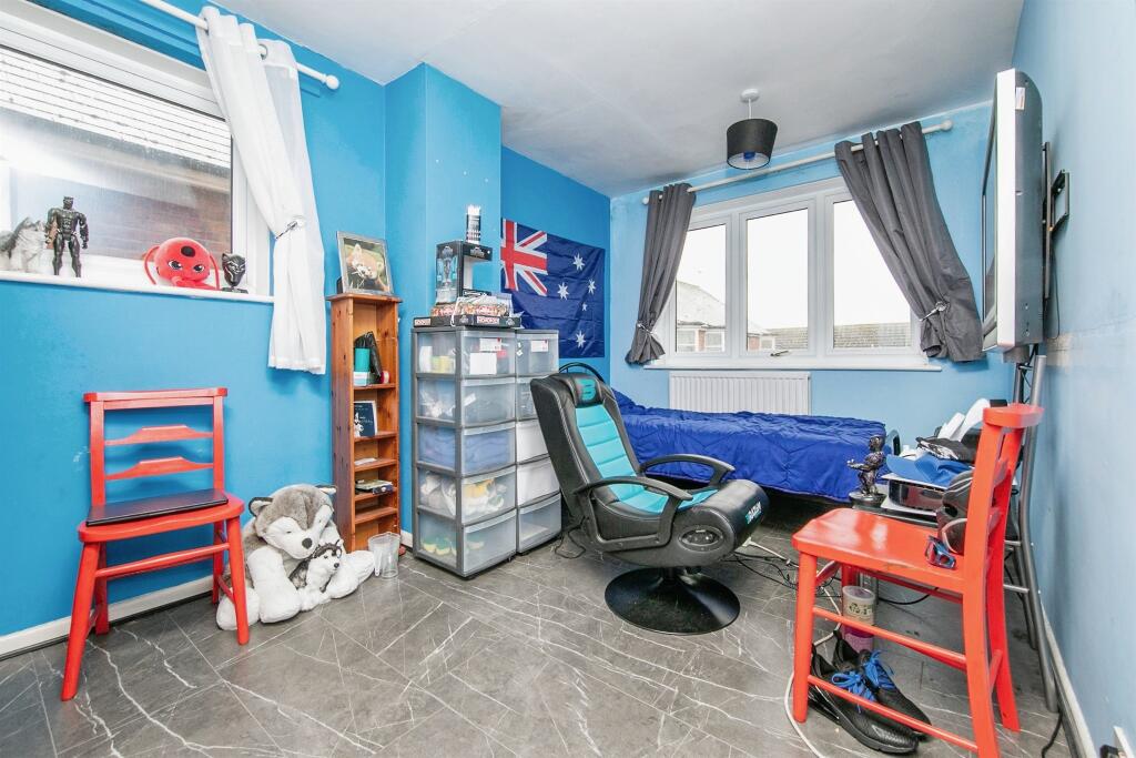 Additional property image - Beaconsfield Road, Clacton-On-Sea