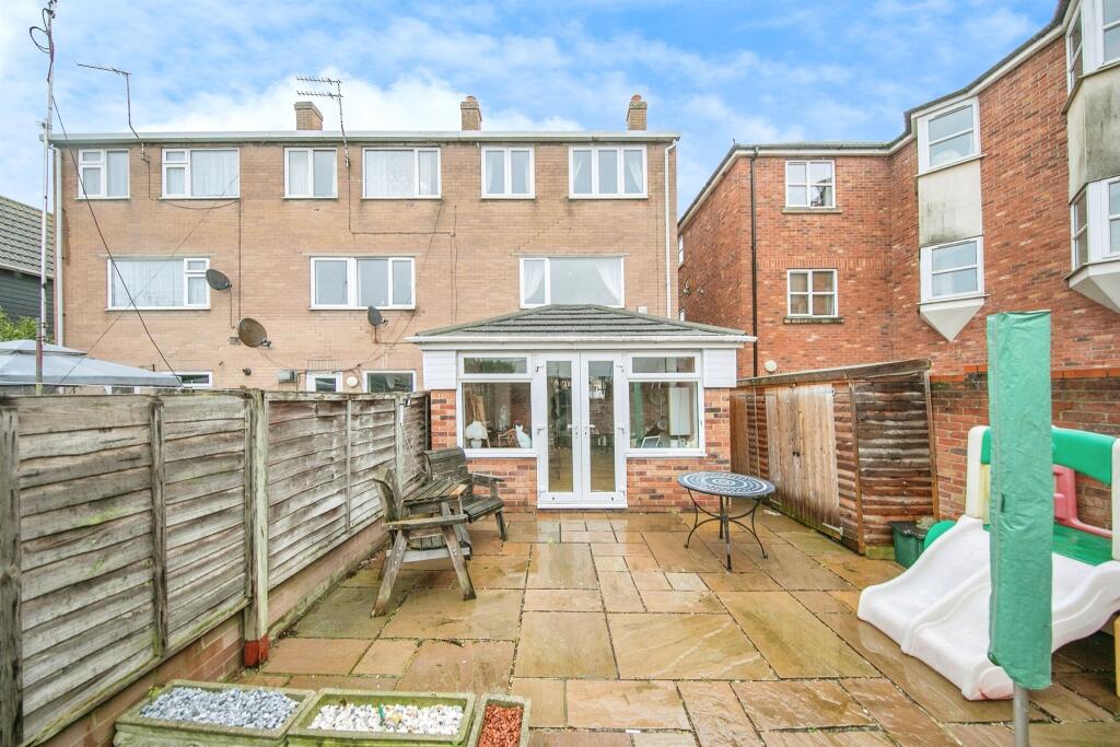 Additional property image - Beaconsfield Road, Clacton-On-Sea