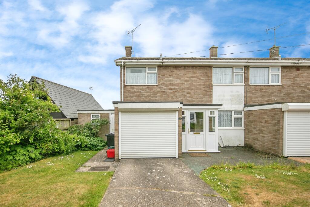 Main image of property: Manor Road, Great Holland, Frinton-On-Sea