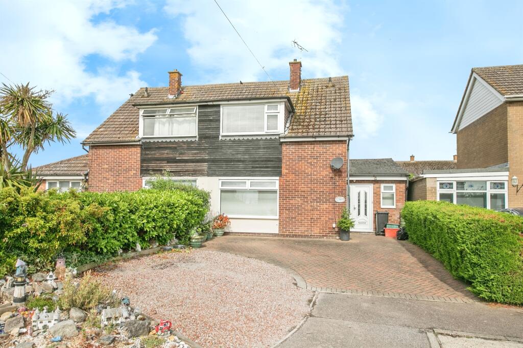 Main image of property: Manfield Gardens, St. Osyth, Clacton-On-Sea