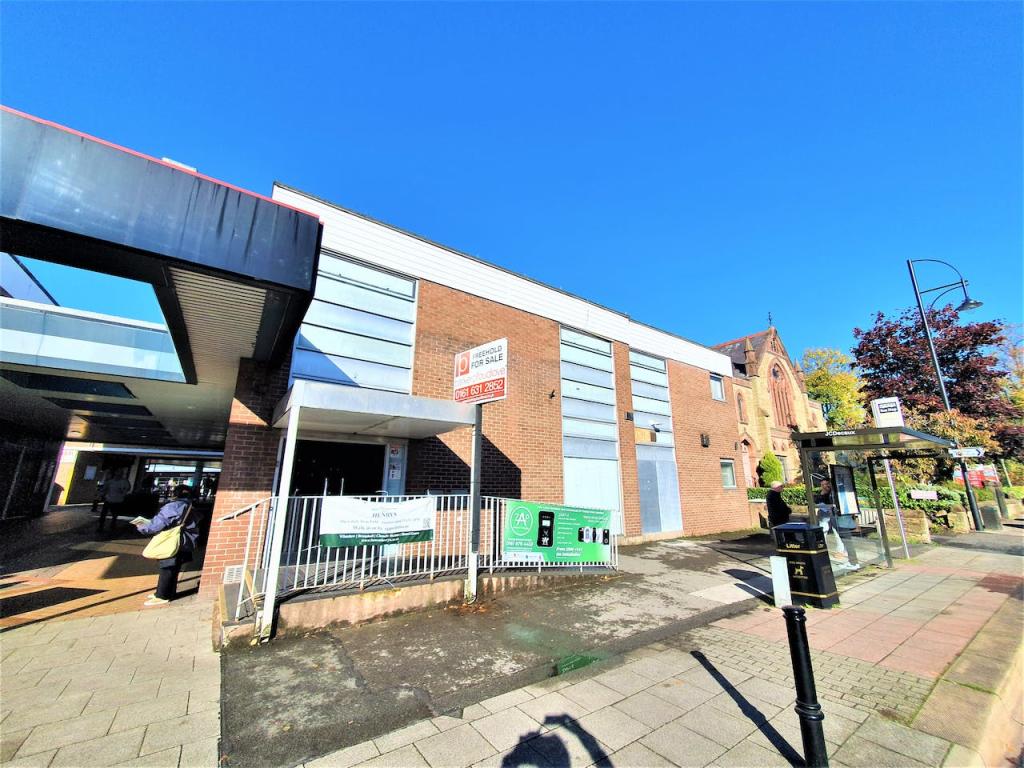 High street retail property to lease in 21 Bramhall Lane South