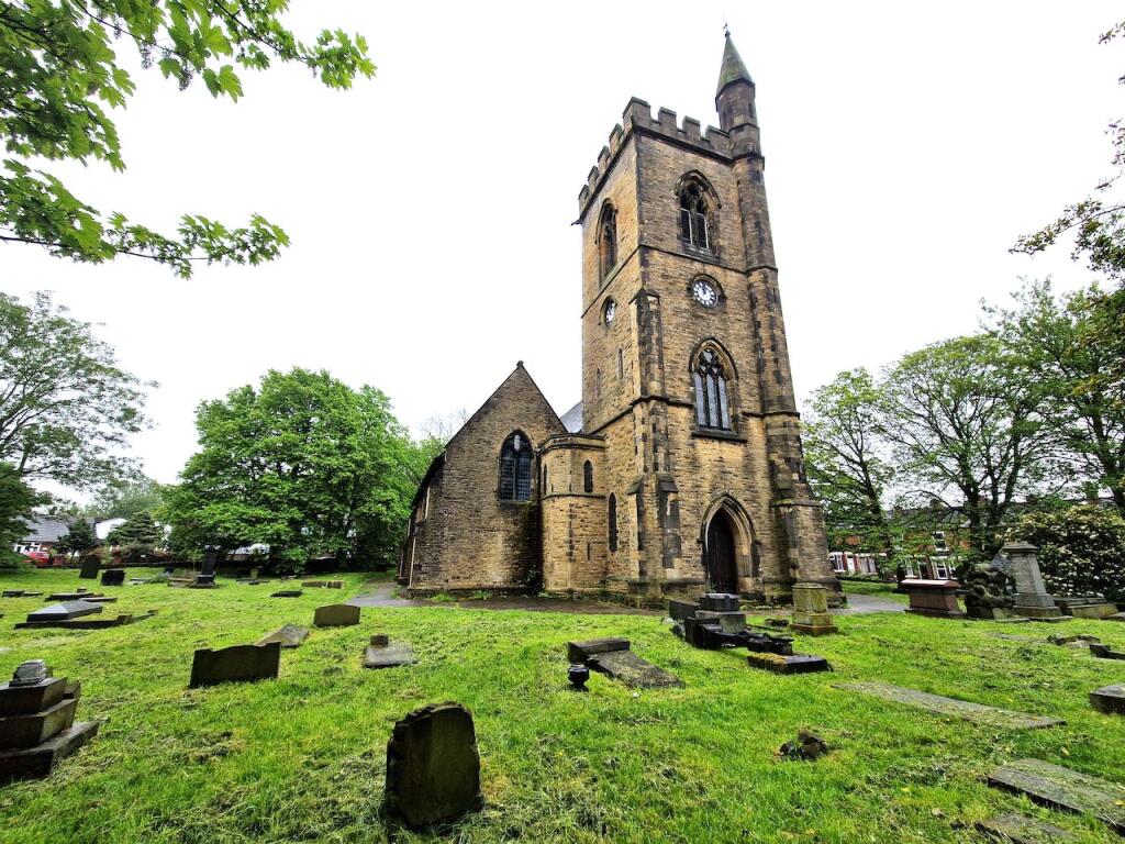 Commercial property for sale in St. John the Baptist, High Street