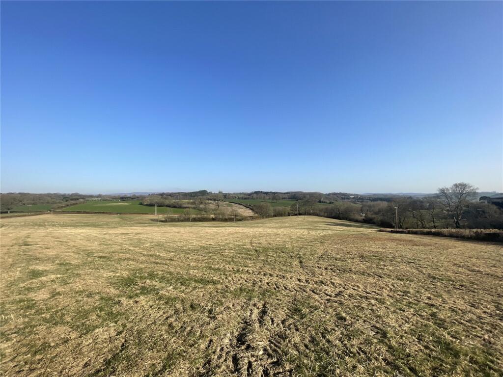 Main image of property: Coedypaen, Pontypool, NP4