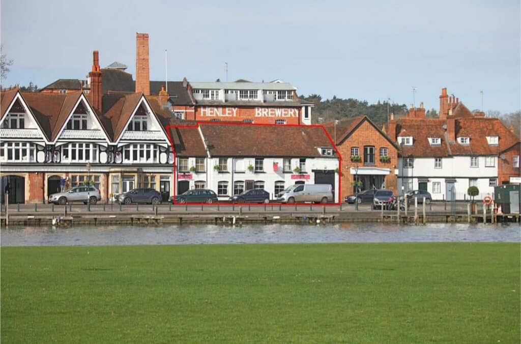 Main image of property: 25 Thameside, Henley-On-Thames, RG9 2LJ