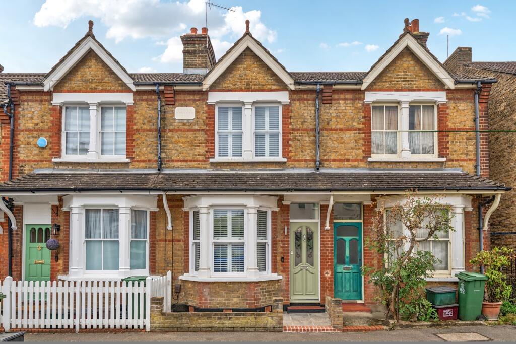 Main image of property: Warwick Road Sidcup DA14
