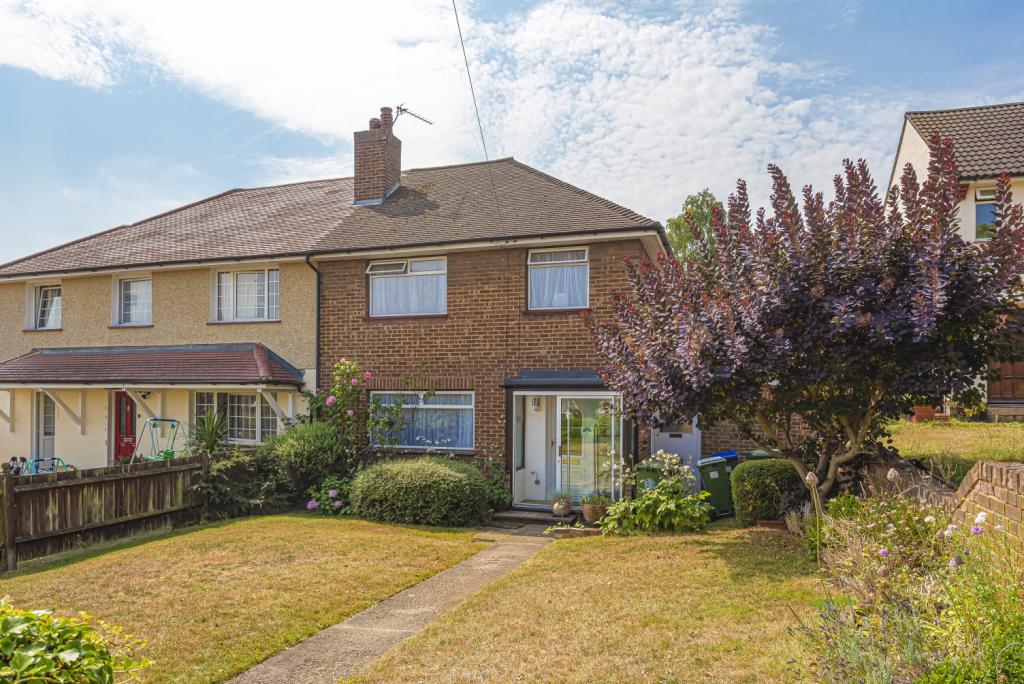 3 bedroom semidetached house for sale in Pembury Crescent Sidcup DA14