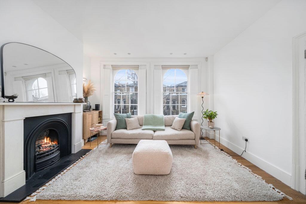 Main image of property: Shepperton Road, London, N1