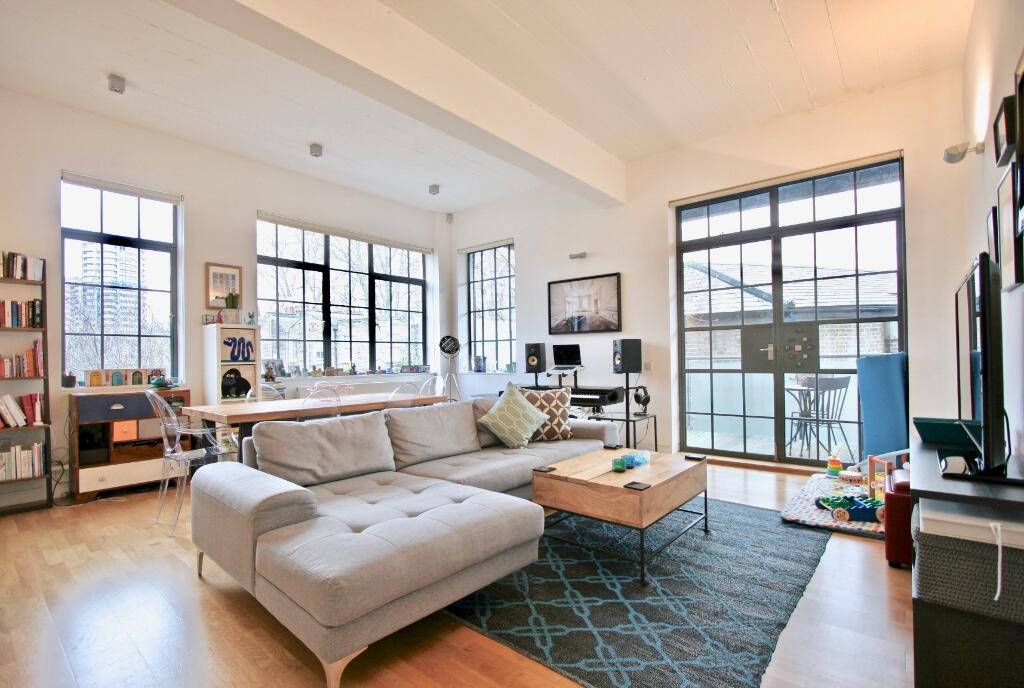 Main image of property: Shepperton Road, London, N1