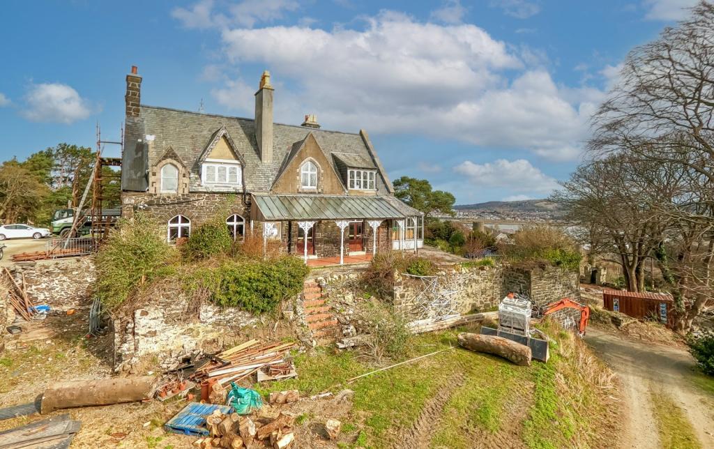 26 bedroom detached house for sale in Sychnant Pass Road, Conwy, LL32