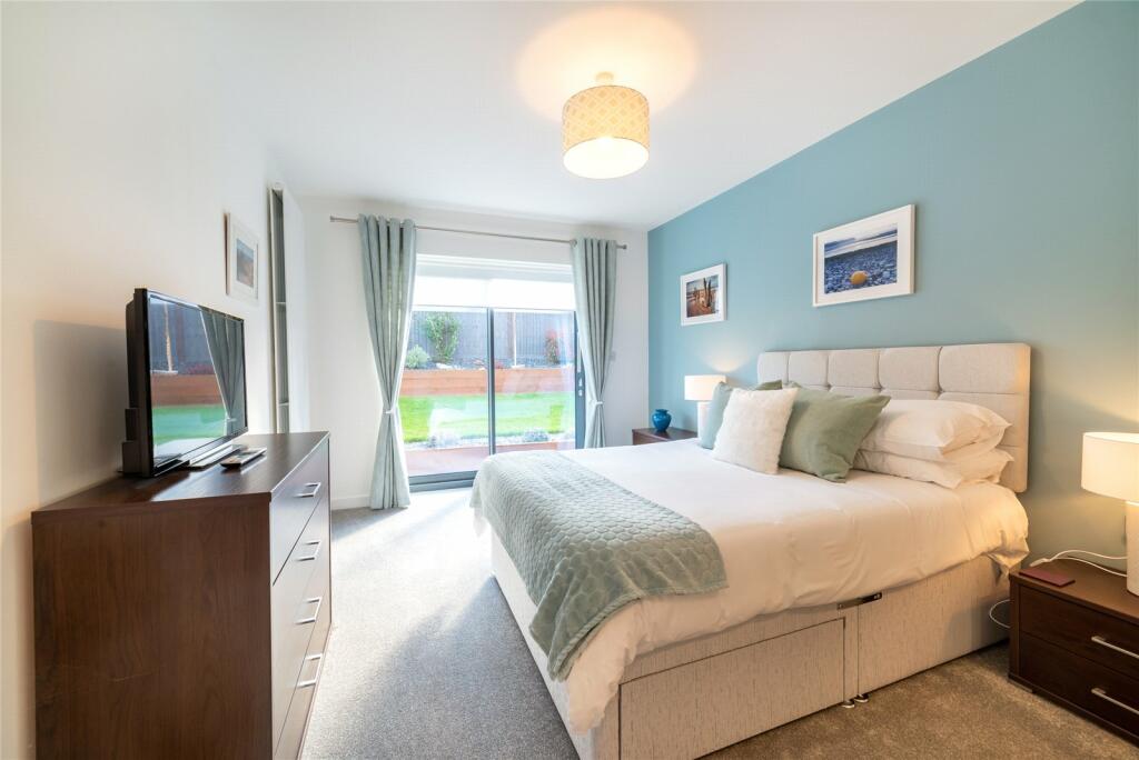 5 bedroom detached house for sale in Deganwy Road, Deganwy, Conwy, LL31