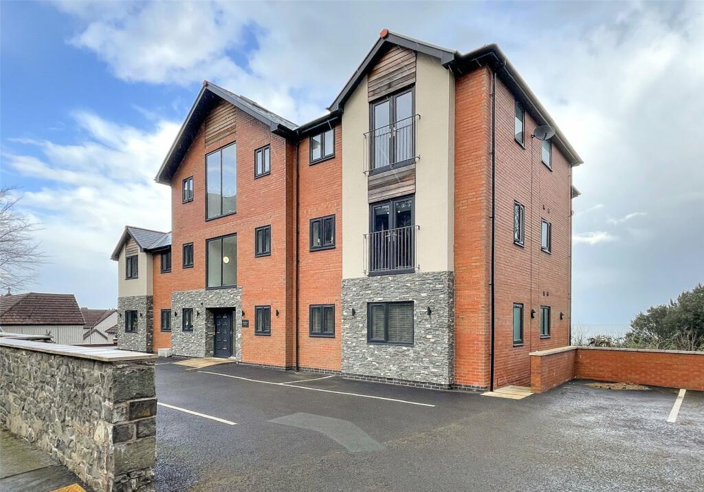 2 bedroom apartment for sale in Awel Ynys, Bangor Road, Penmaenmawr